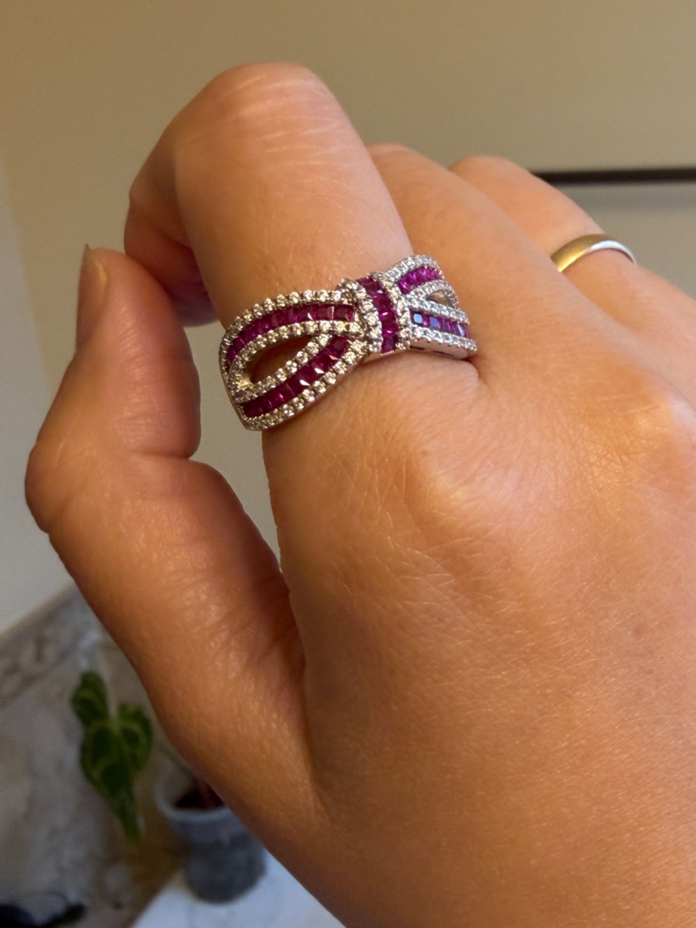 Elegant Pink Bow Ring silver s925 size 9